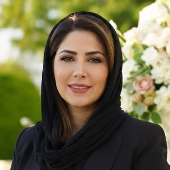 نرگس حسینی